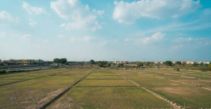 Commercial Plot for Rent in Madhapar